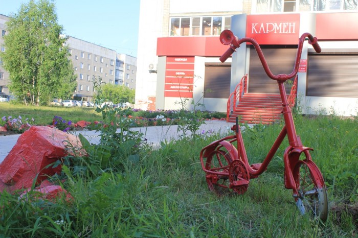 Красный велосипед